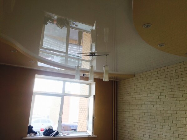 Многоуровневые натяжные потолки